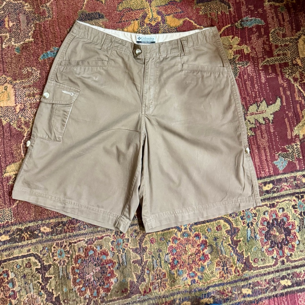 Columbia Sz 10 Women’s dark tan cotton hiking Shorts EUC